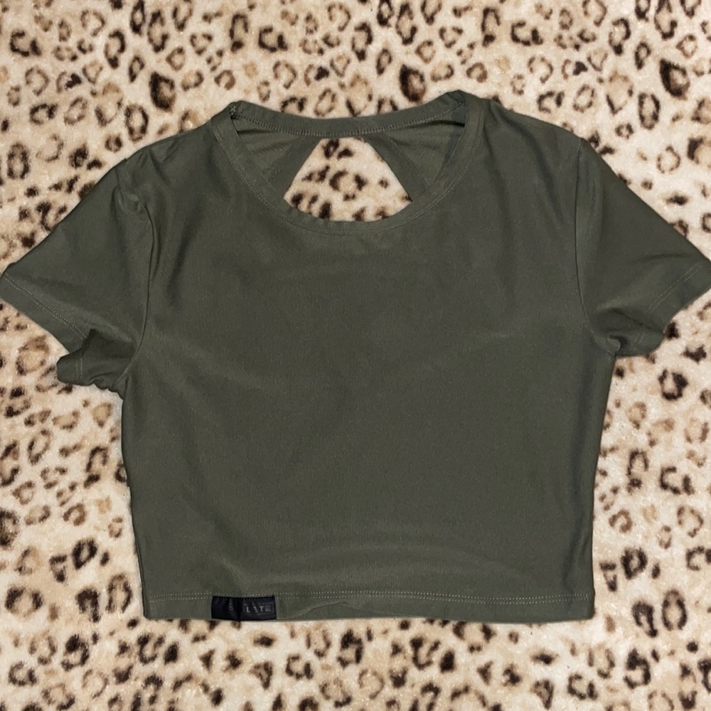 Alpalete Crop Tee